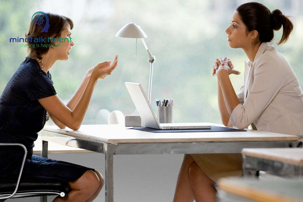 Để đạt được kỹ năng giao tiếp hiệu quả trong công việc hoặc kinh doanh, chắc chắn phải chú trọng đến việc hình thành và luyện tập thói quen lắng nghe!